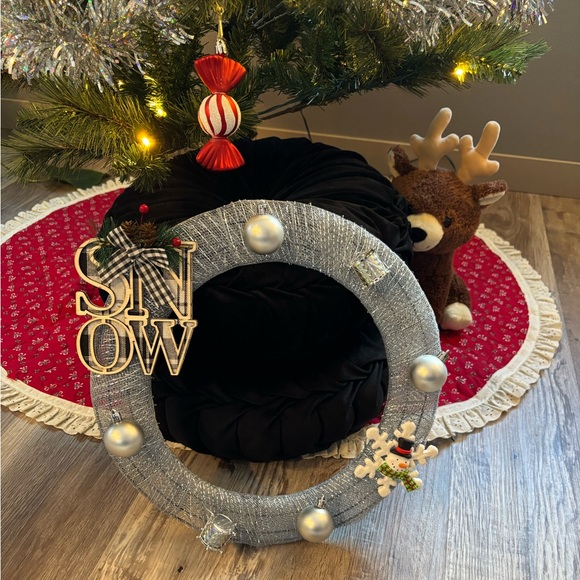 Other - Christmas holiday wreath silver tinsel snow snowman drums homemade handmade 14”